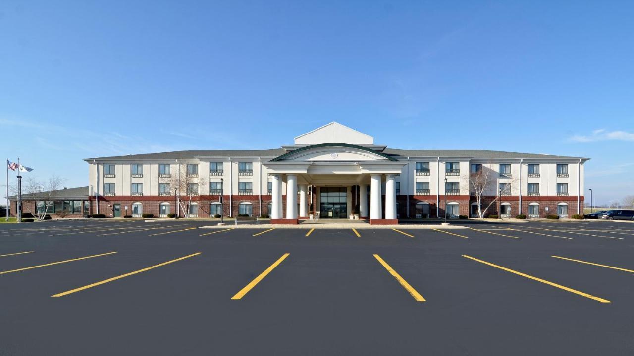 Holiday Inn Express Hotel & Suites Fort Atkinson By Ihg מראה חיצוני תמונה